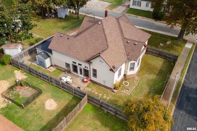 306 S MADISON Street, Marion, IL 62959