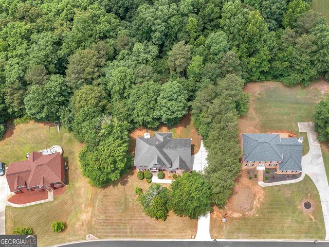 825 Stoneglen Court, Mcdonough, GA 30252