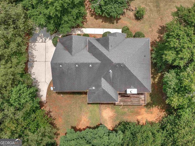 825 Stoneglen Court, Mcdonough, GA 30252