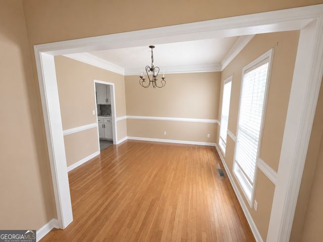 825 Stoneglen Court, Mcdonough, GA 30252