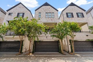 4014 University Grove Street, Houston, TX 77023