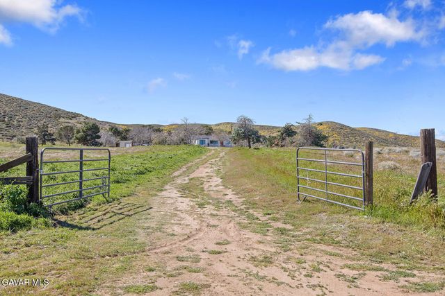 47721 222nd, Lancaster, CA 93536