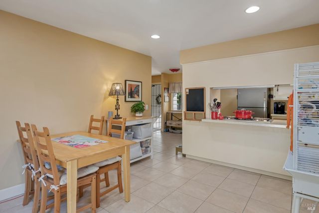 781 5th St W, Sonoma, CA 95476