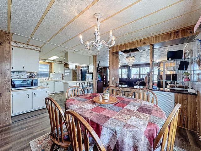 1311 MOHAWK CIRCLE, Tavares, FL 32778