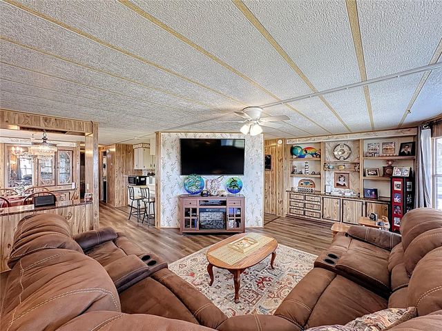 1311 MOHAWK CIRCLE, Tavares, FL 32778