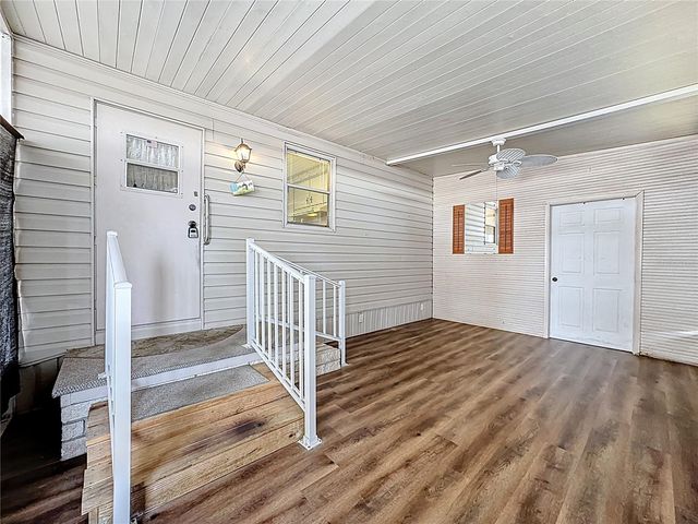 1311 MOHAWK CIRCLE, Tavares, FL 32778