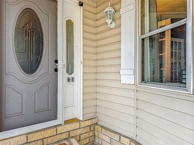 1311 MOHAWK CIRCLE, Tavares, FL 32778