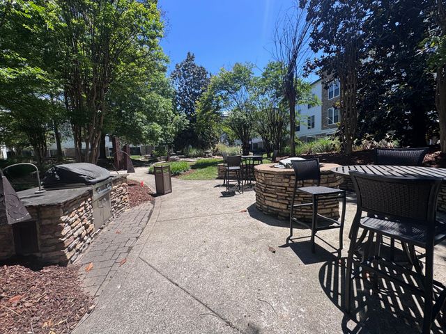 2600 Hillsboro Pike Apt 145, Nashville, TN 37212