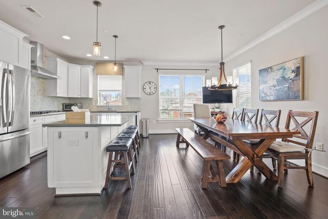 1737 13TH ST S, Arlington, VA 22204