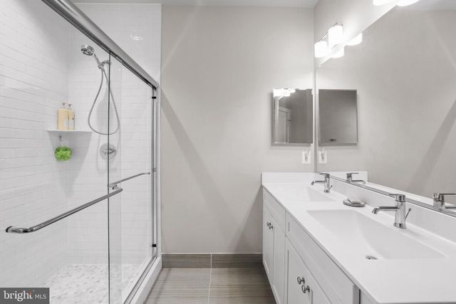 1737 13TH ST S, Arlington, VA 22204