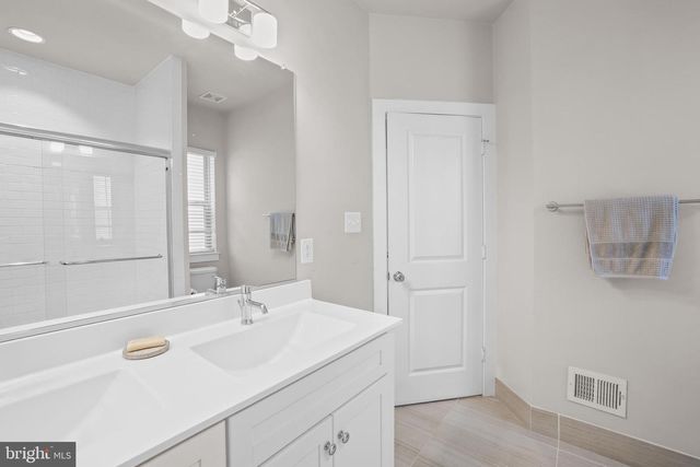 1737 13TH ST S, Arlington, VA 22204