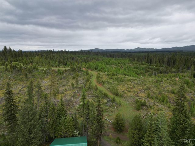14797 Grangemont Road, Orofino, ID 83544