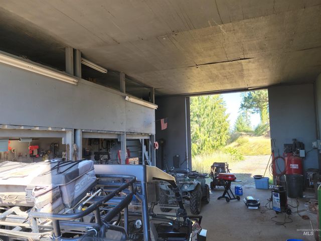 14797 Grangemont Road, Orofino, ID 83544