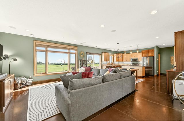 5234 80th Avenue SW, Byron, MN 55920