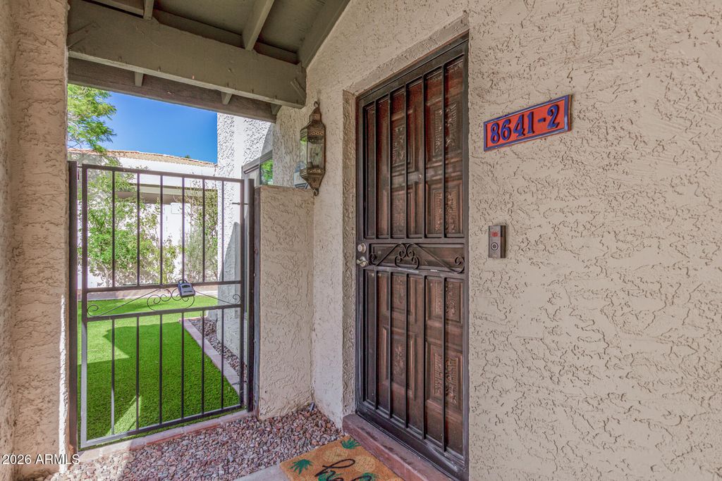 8641 S 51ST Street 2, Phoenix, AZ 85044 — photo 2