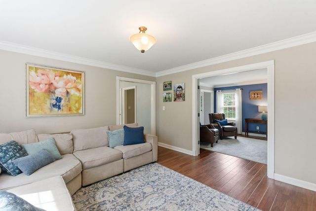 2405 Brookshire Circle, Lexington, KY 40515
