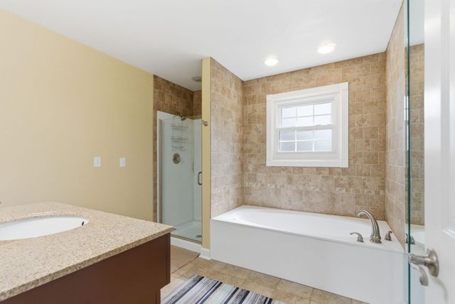 2405 Brookshire Circle, Lexington, KY 40515