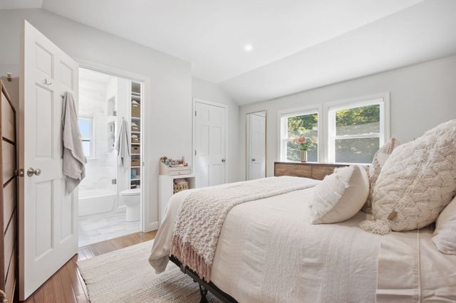 29 Canterbury Drive, Reading, MA 01867