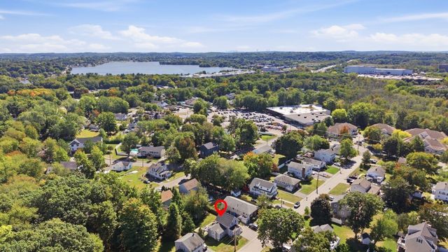29 Canterbury Drive, Reading, MA 01867
