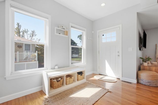 29 Canterbury Drive, Reading, MA 01867