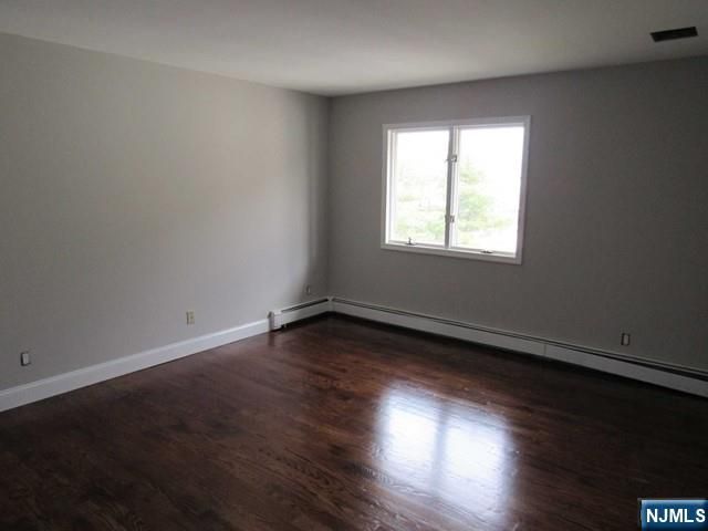 33 Maple Avenue BB, South Hackensack, NJ 07606