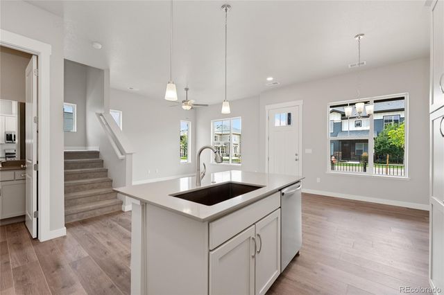 420 High Point Drive 104, Longmont, CO 80504