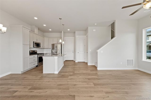 420 High Point Drive 104, Longmont, CO 80504