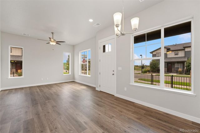 420 High Point Drive 104, Longmont, CO 80504