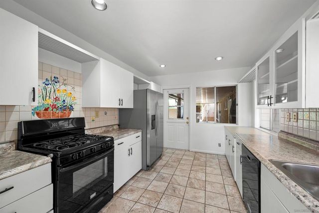 3527 Mississippi St, San Diego, CA 92104