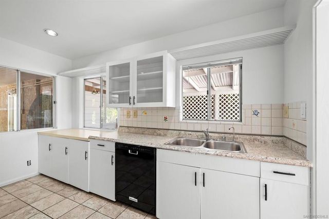 3527 Mississippi St, San Diego, CA 92104