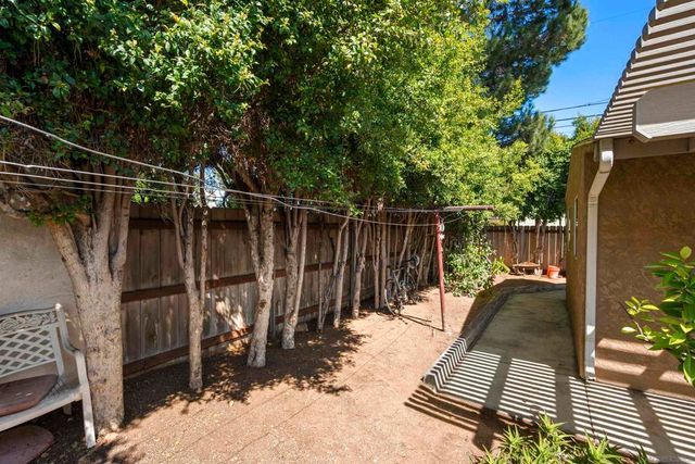 3527 Mississippi St, San Diego, CA 92104