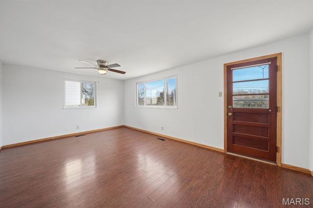 1056 King Carey Drive, St Louis, MO 63146