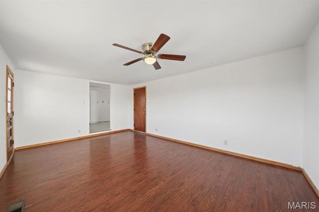 1056 King Carey Drive, St Louis, MO 63146