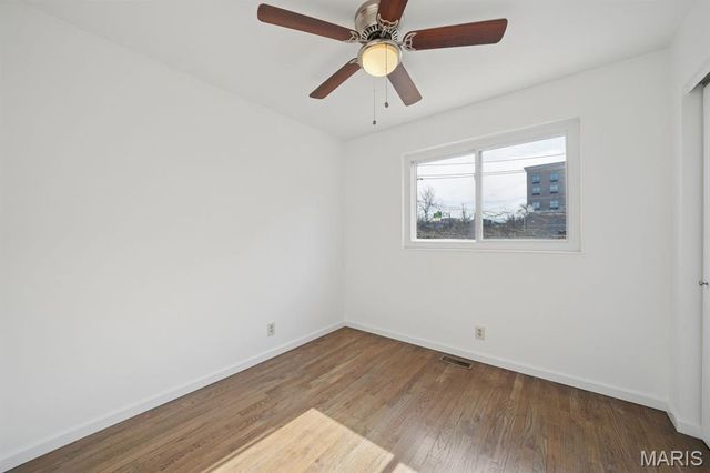 1056 King Carey Drive, St Louis, MO 63146