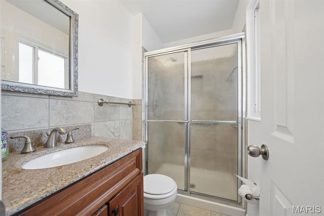 1056 King Carey Drive, St Louis, MO 63146