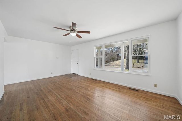 1056 King Carey Drive, St Louis, MO 63146