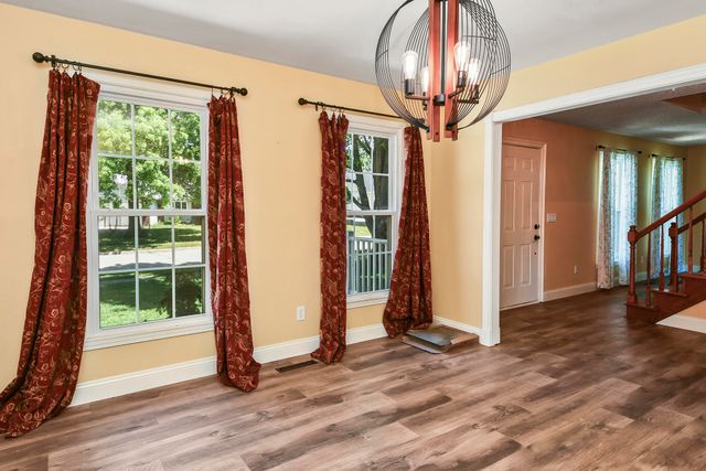 3162 W Tracy Court, Springfield, MO 65807