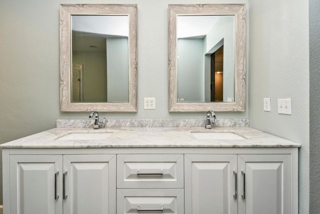 3162 W Tracy Court, Springfield, MO 65807