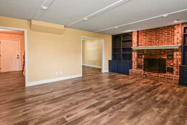 3162 W Tracy Court, Springfield, MO 65807