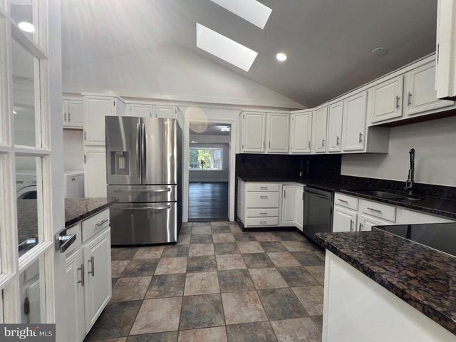 9872 RED HILL, Spotsylvania, VA 22553
