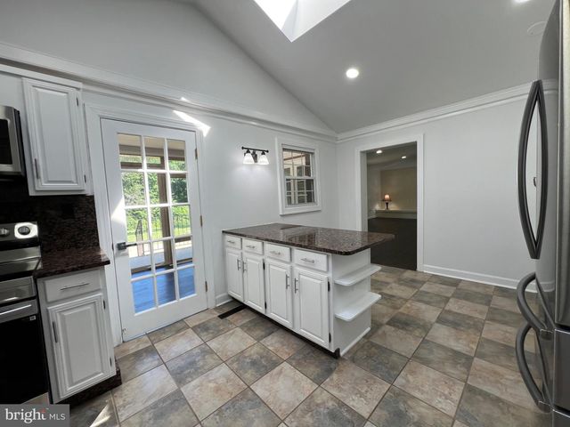 9872 RED HILL, Spotsylvania, VA 22553