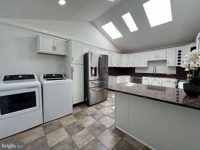 9872 RED HILL, Spotsylvania, VA 22553