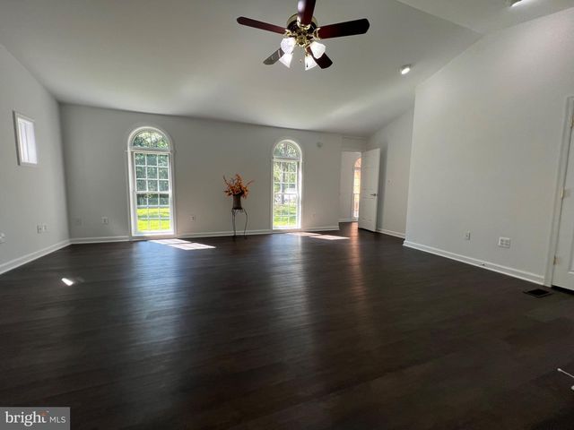 9872 RED HILL, Spotsylvania, VA 22553