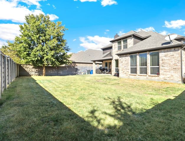 748 Fireside Drive, Little Elm, TX 76227