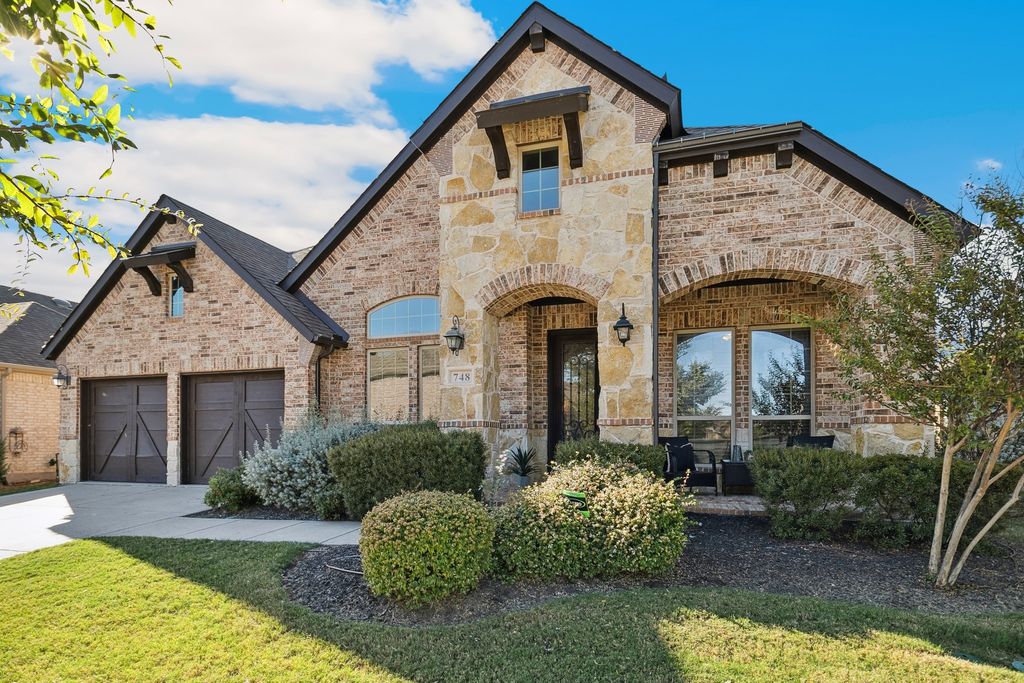 748 Fireside Drive, Little Elm, TX 76227