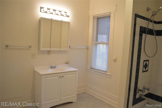 5208 Commonwealth, Detroit, MI 48208