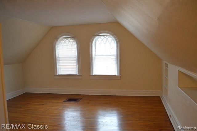 5208 Commonwealth, Detroit, MI 48208