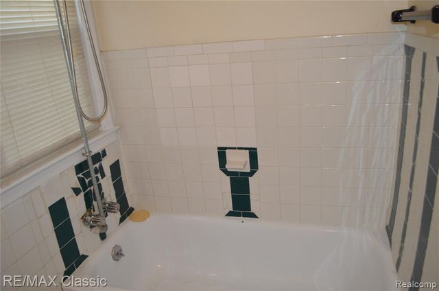 5208 Commonwealth, Detroit, MI 48208