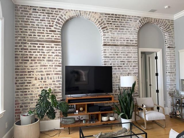 28 Broad Street 202, Charleston, SC 29401
