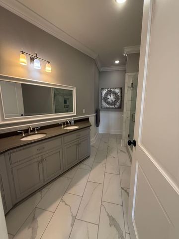28 Broad Street 202, Charleston, SC 29401